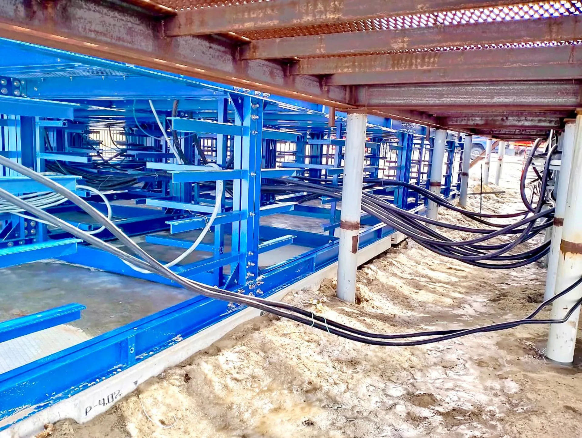 модульная площадка из композитных материалов стеклопластиковая для размещения оборудования PULTRA