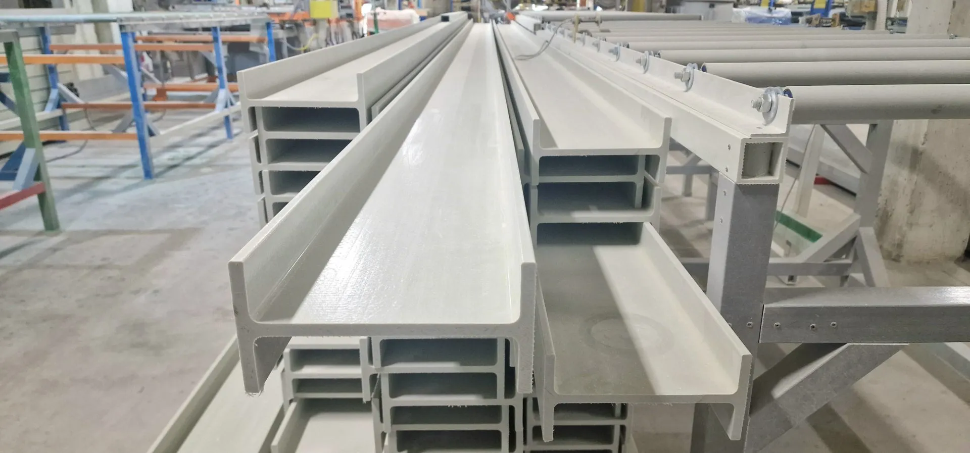 двутавровая балка композитная стеклопластиковый PULTRA