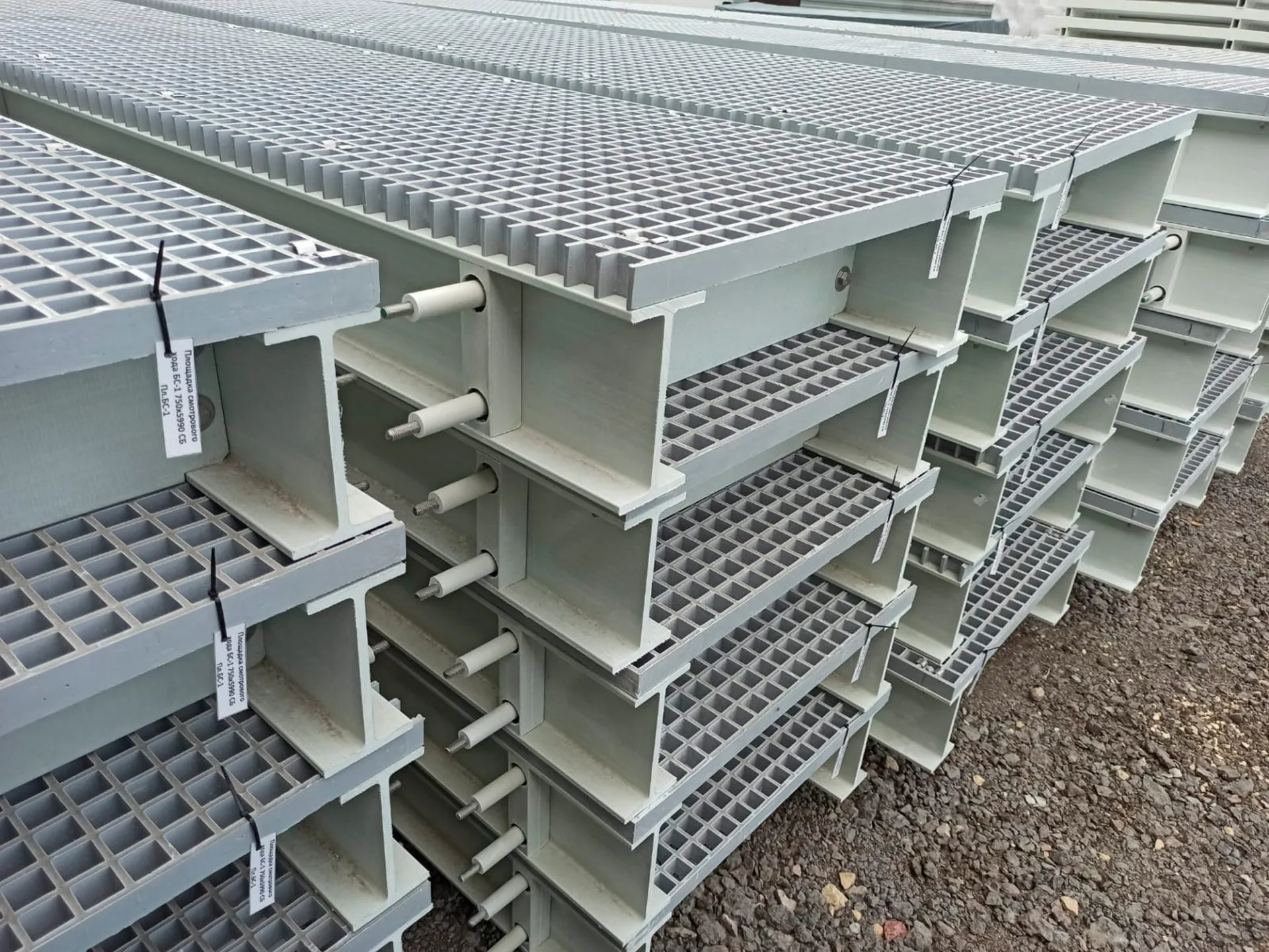 смотровой ход из стеклопластика PULTRA