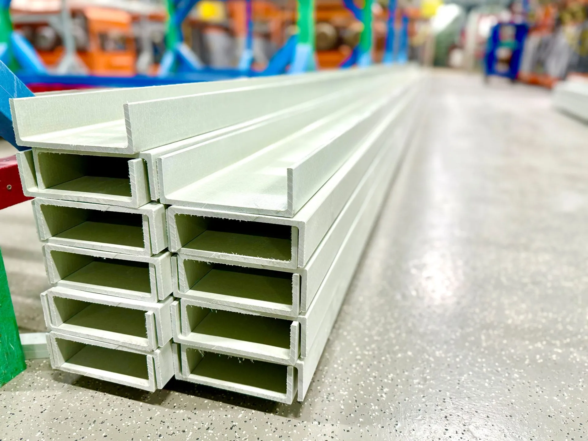 швеллер композитный стеклопластиковый PULTRA