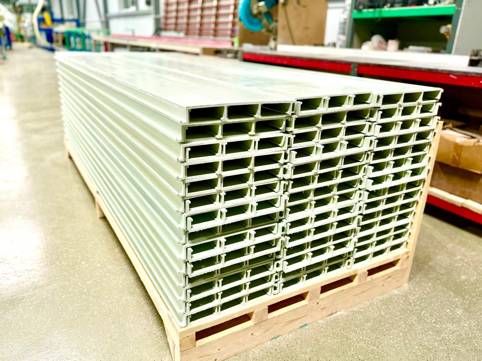 настил сплошной композитный PULTRA