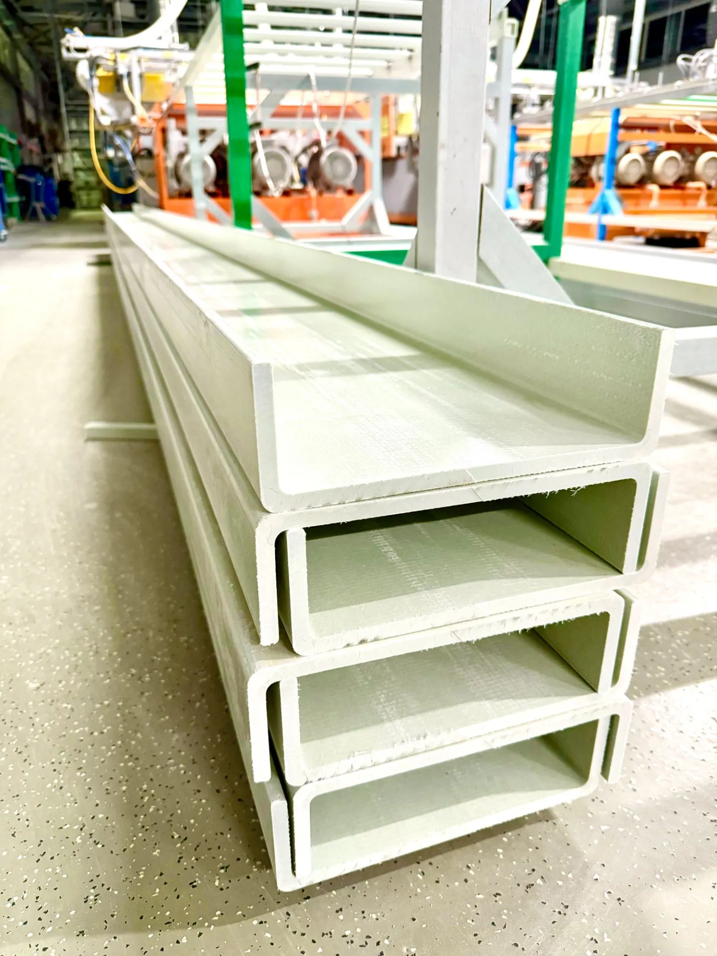 швеллер композитный стеклопластиковый PULTRA