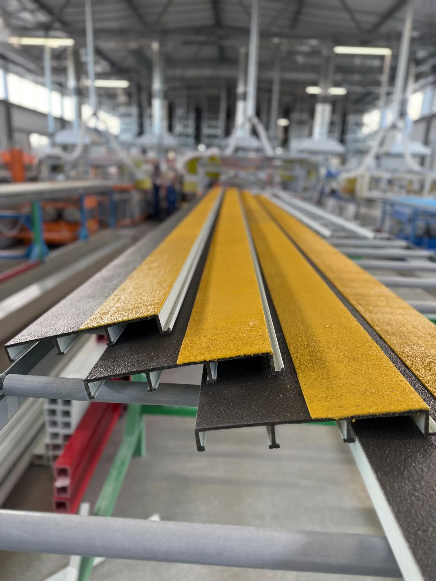 сплошной настил из композитных материалов PULTRA