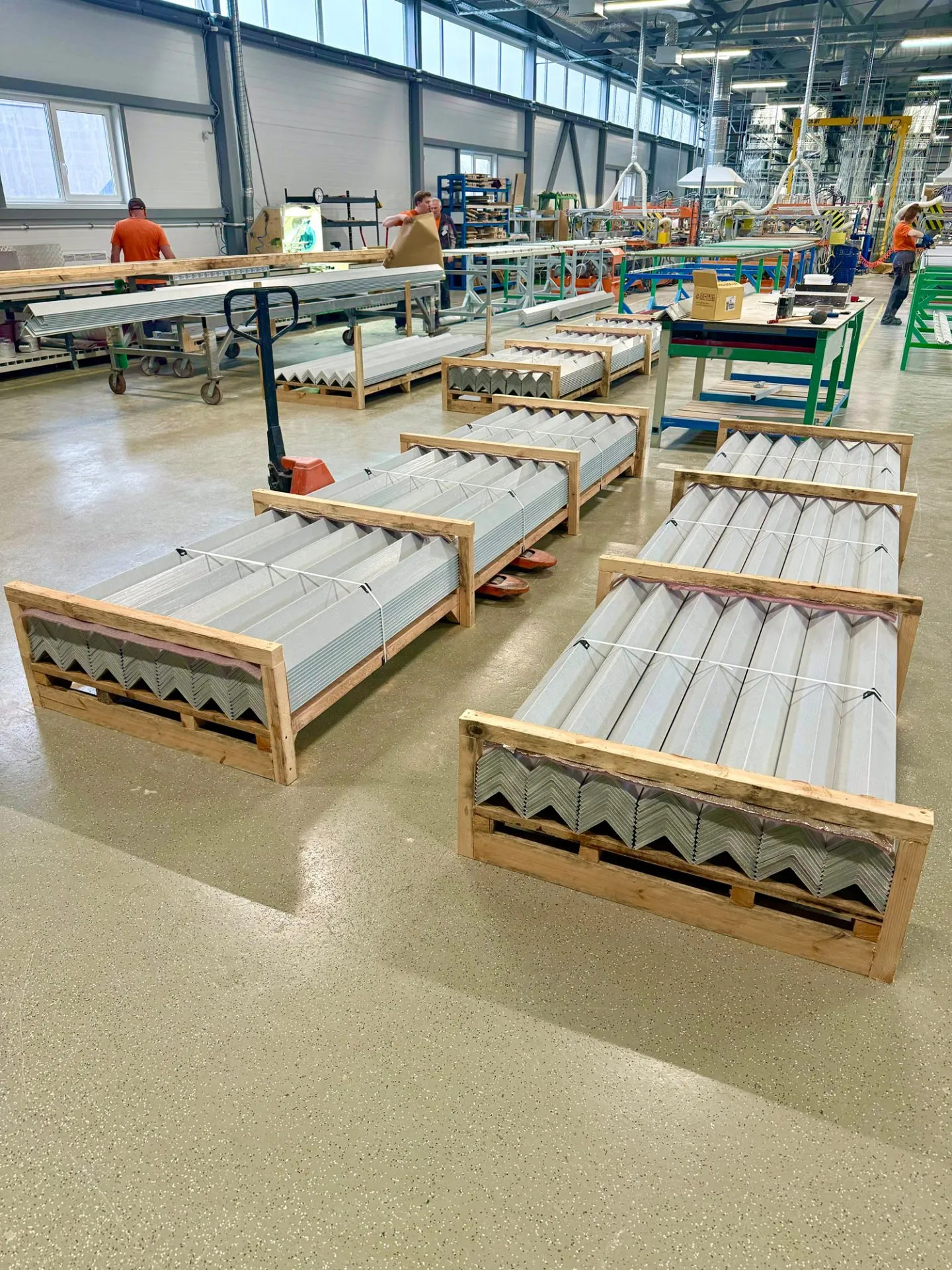 Г-образный профиль композитный стеклопластиковый PULTRA