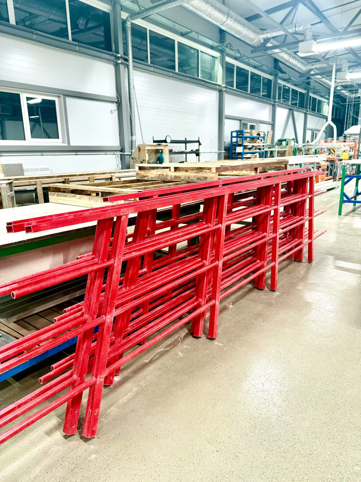 рейлинговое наклонное стеклопластиковое ограждение из композитных материалов PULTRA