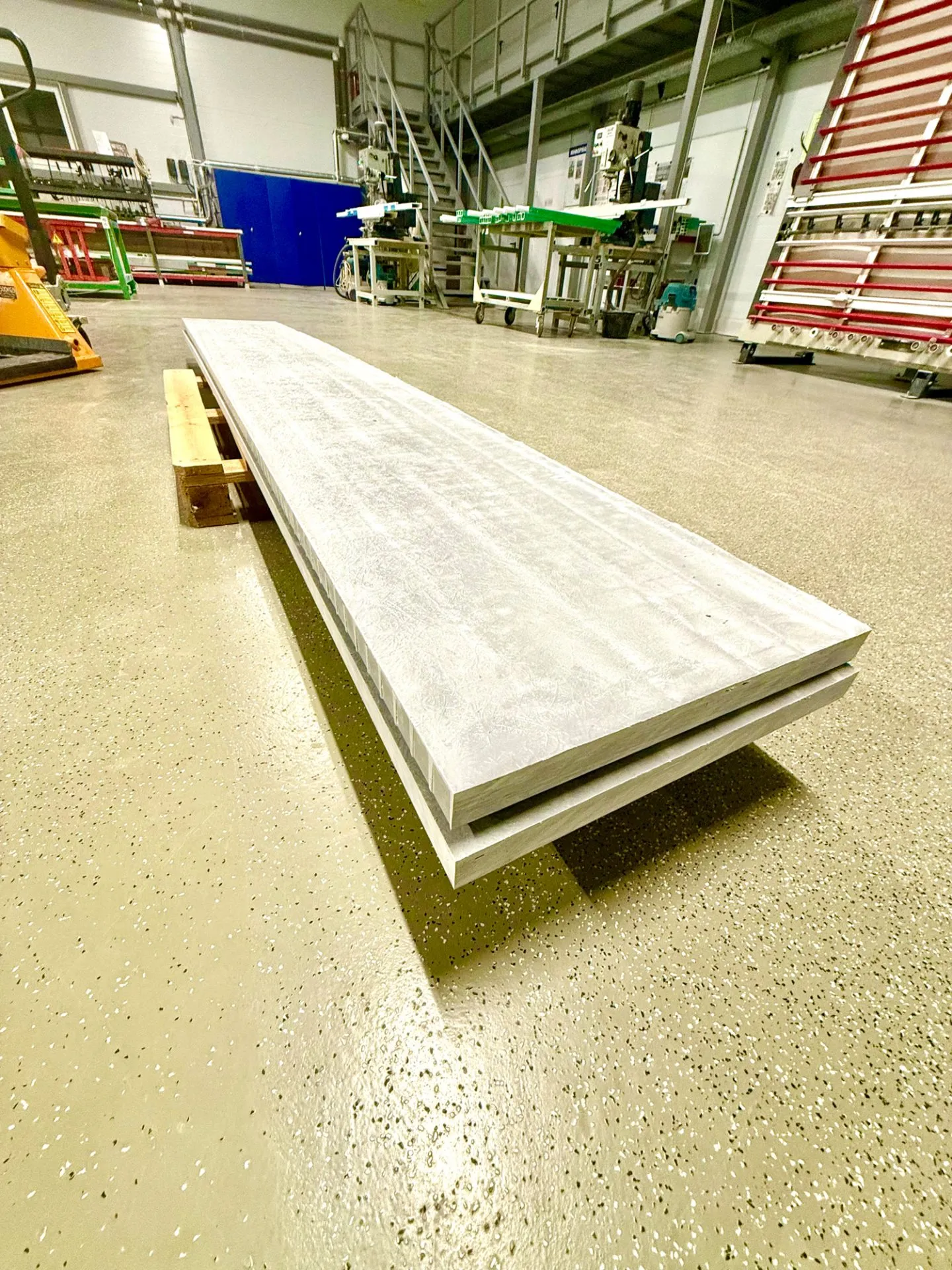 настил решетчатый из композитных материалов закрытого типа стеклопластиковый PULTRA