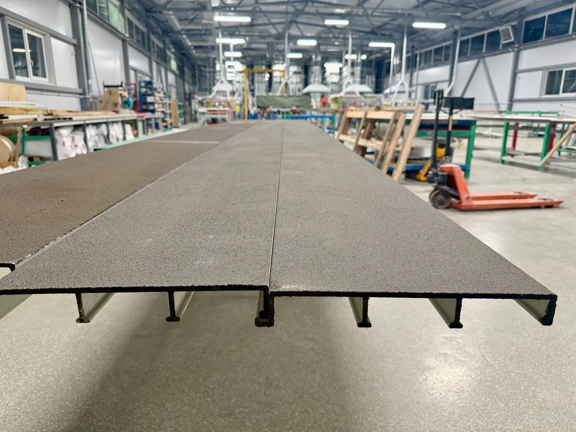 сплошной настил из композитных материалов PULTRA