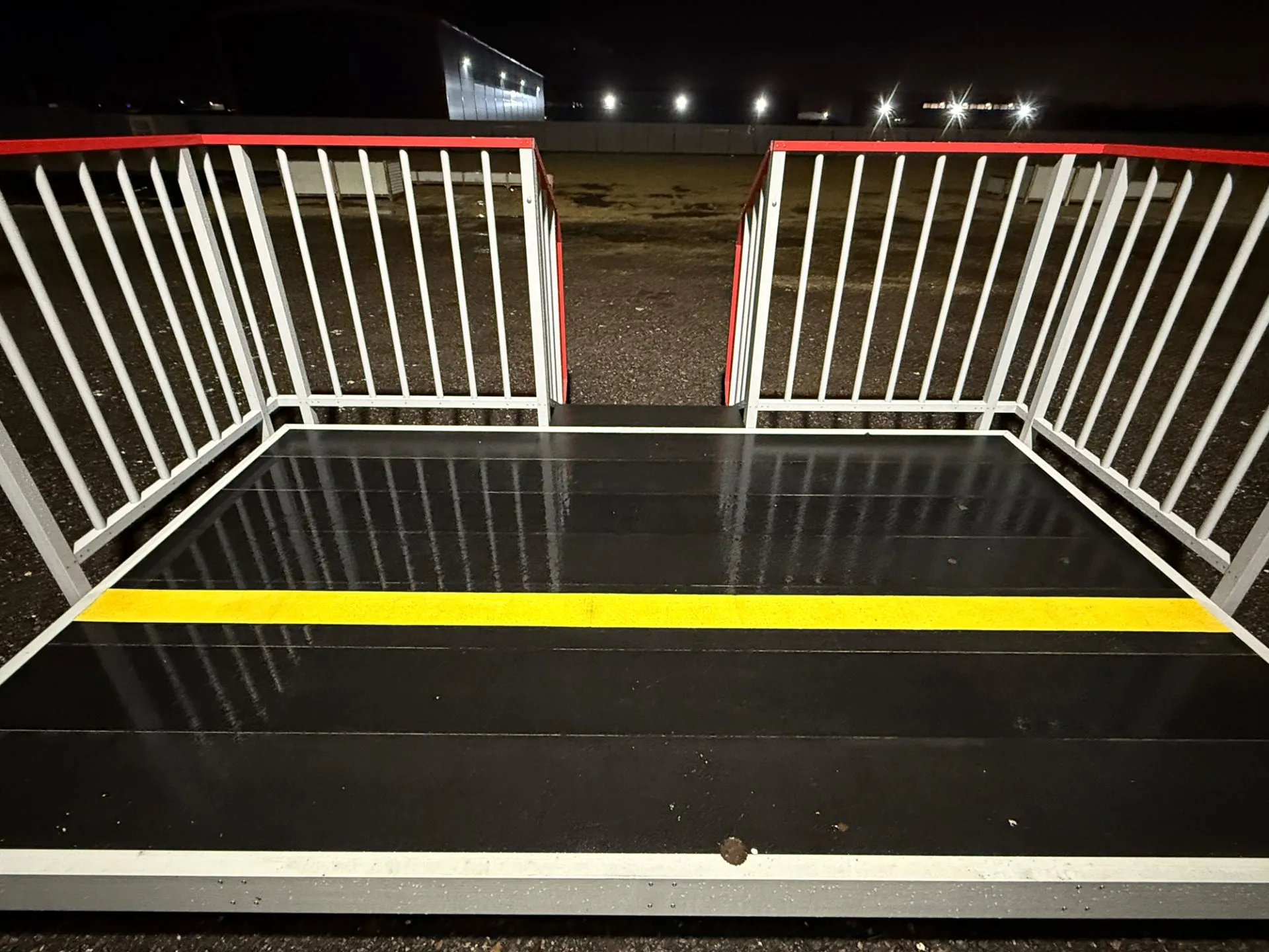 железнодорожная платформа из стеклопластика PULTRA