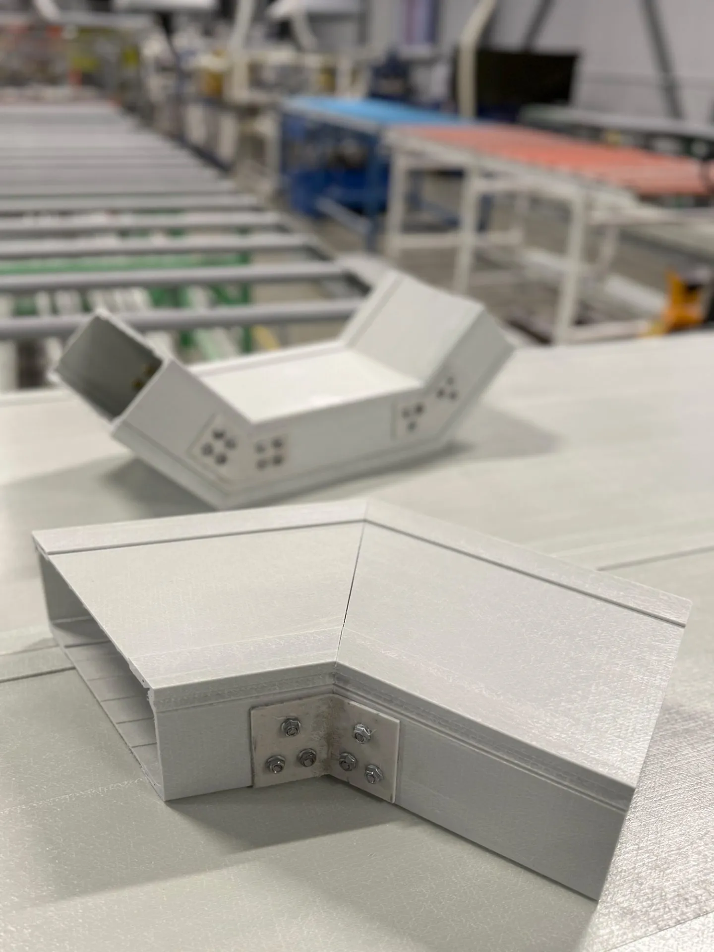 соединительные элементы для кабельных лотков из композитных материалов PULTRA