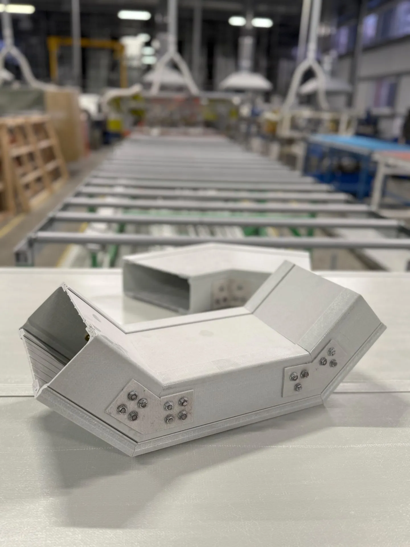 соединительные элементы для кабельных лотков из композитных материалов PULTRA