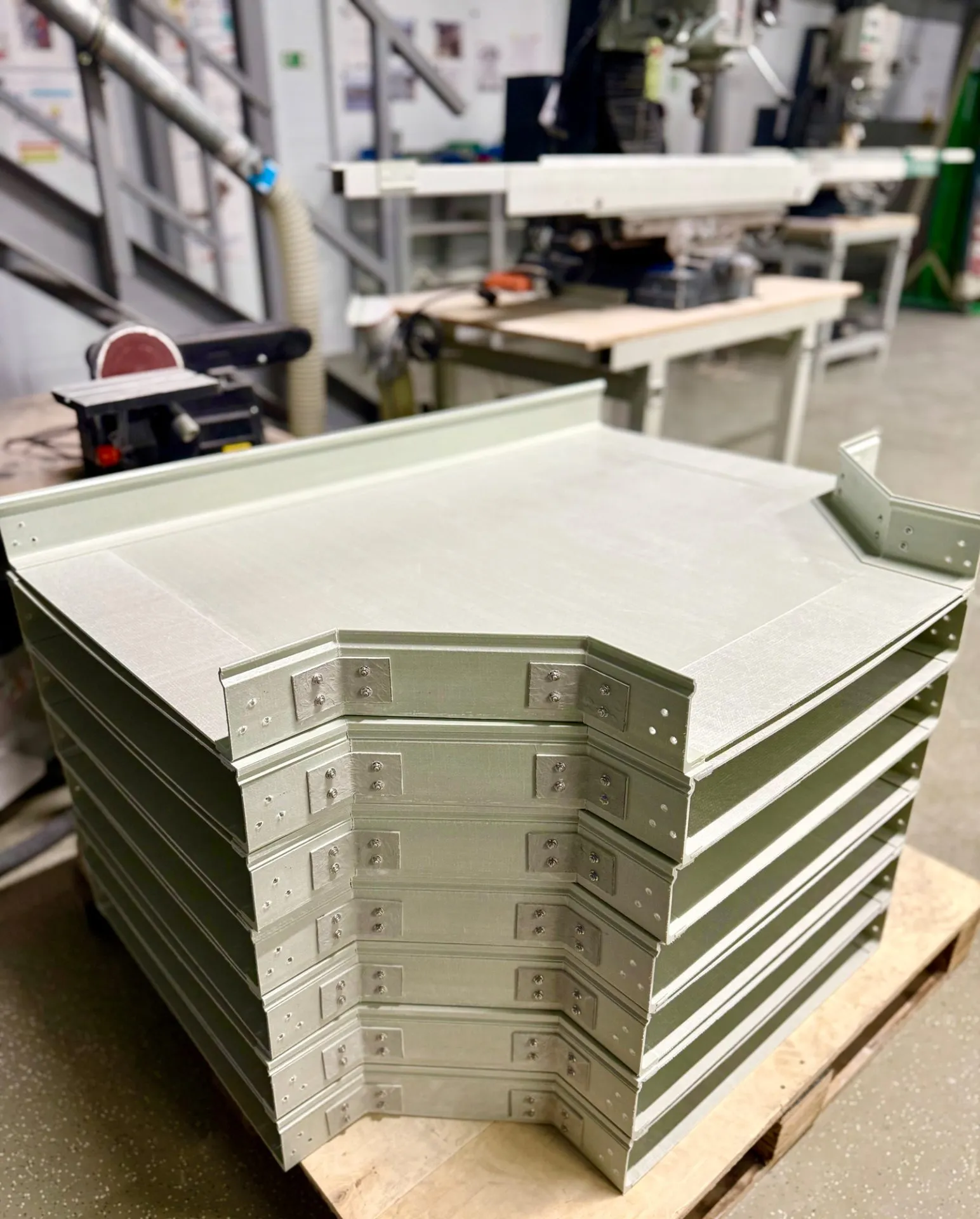 соединительные элементы для кабельных лотков из композитных материалов PULTRA