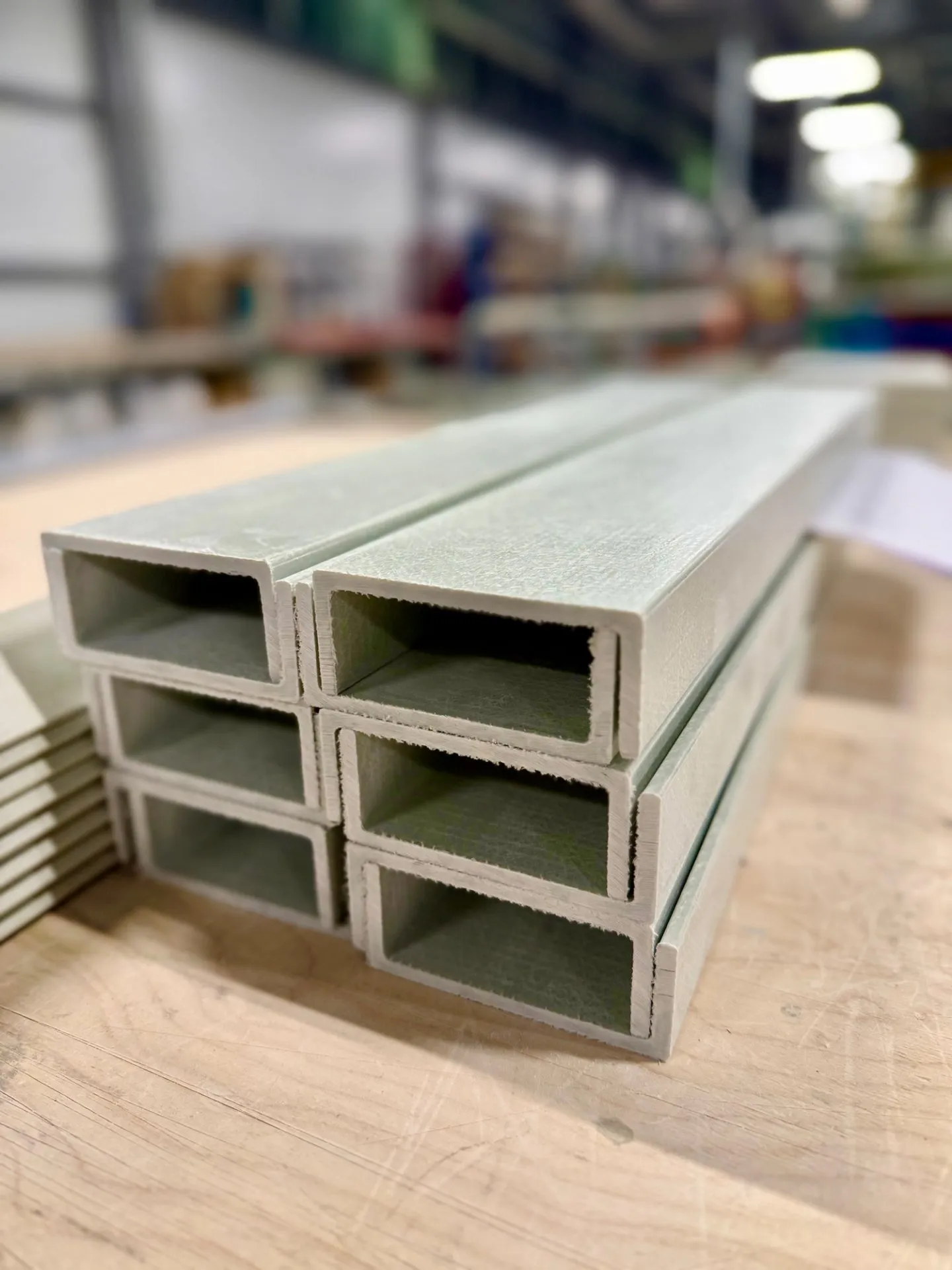 швеллер композитный стеклопластиковый PULTRA