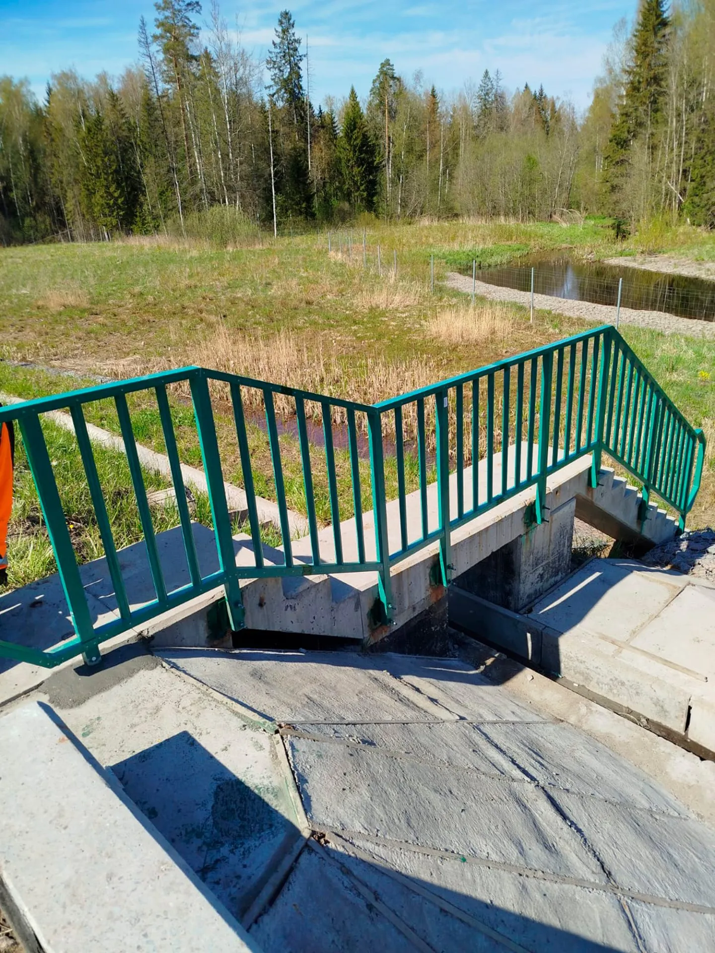 наклонное рамное ограждение PULTRA из композитных материалов